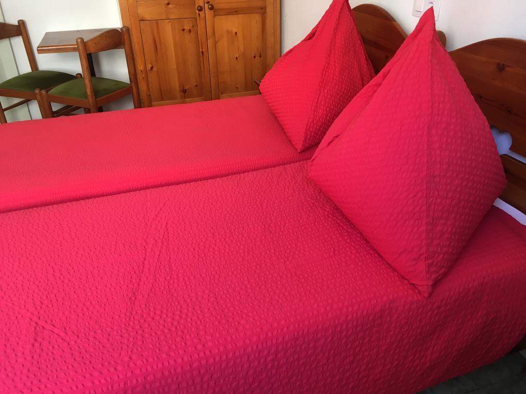 Pension Casa Austria กาเลญา ภายนอก รูปภาพ
